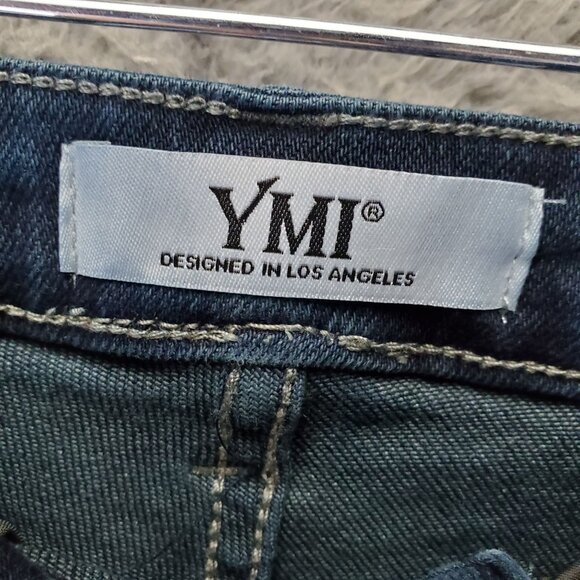 YMI Jeans Womens Size 3/26 Blue Bootcut Stretch Denim Mid Rise Fade Wash - Picture 2 of 13